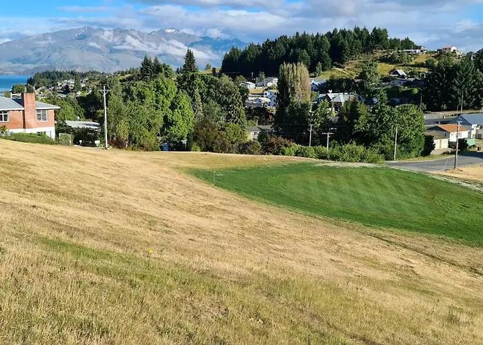 Apartment Kowhai -private Opposite Golf Course In *