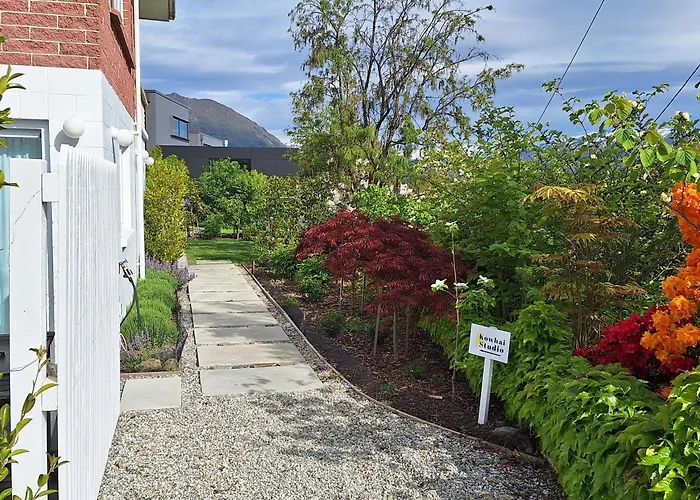 Kowhai -private Opposite Golf Course In Apartment